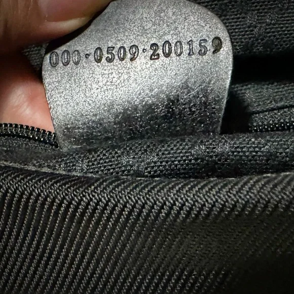 Authentic Vintage Gucci Black Bag with Bamboo Accent handbag - Picture 4 of 17